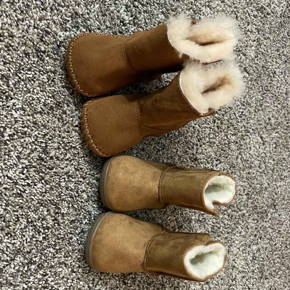 Baby ugg boot bundle size 2/3